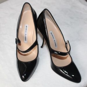 Manolo Blahnik Black Campy Pumps